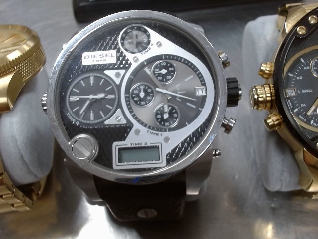 Montre stainless steel strap cuire noir