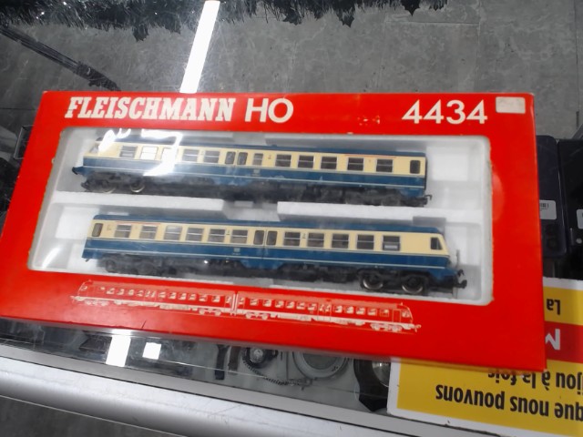 Fleischmann ho 4434 class br 614 2 piece