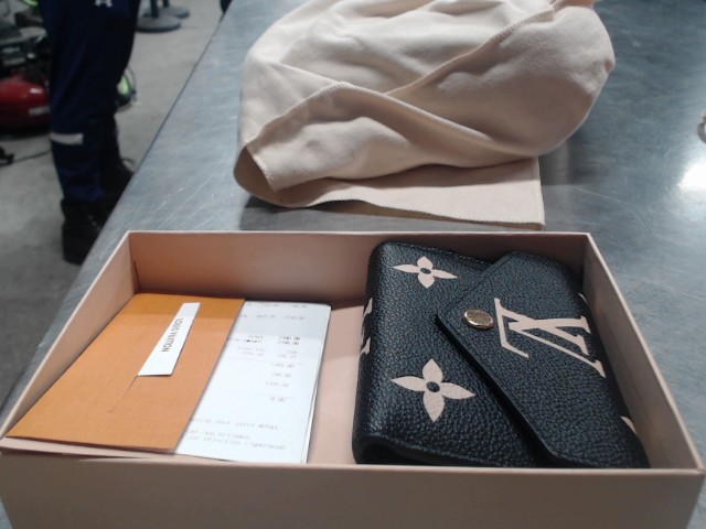 Monogram empreinte portefeuille victorin