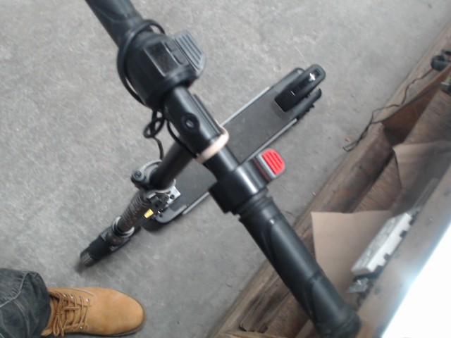 Hyper gogo electric scooter