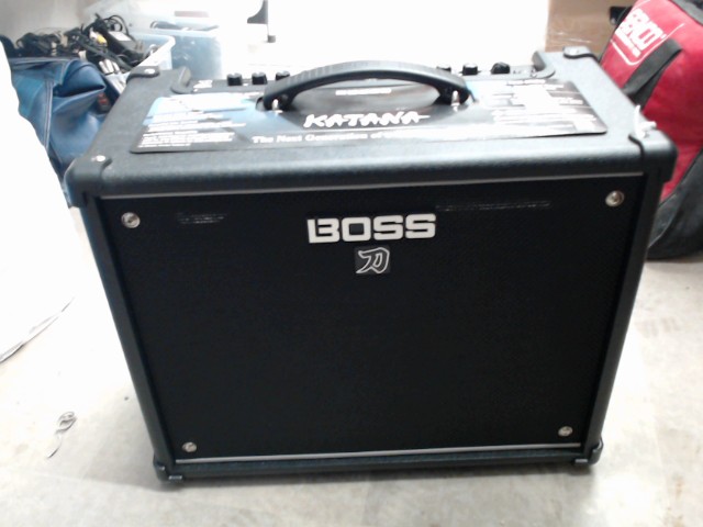 Ampli guit multi effet comme neuf