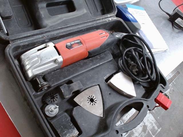 Outil oscillant ds case