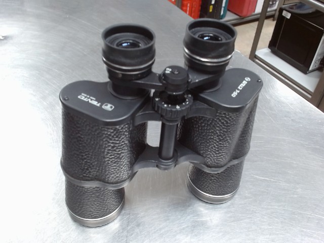 Pair de jumelle et acc ds pochette inbox