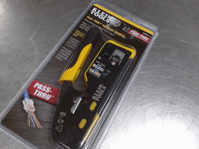 Pince a sertir modulaire