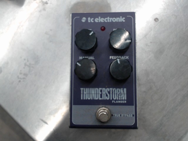 Pedale a effet mauve