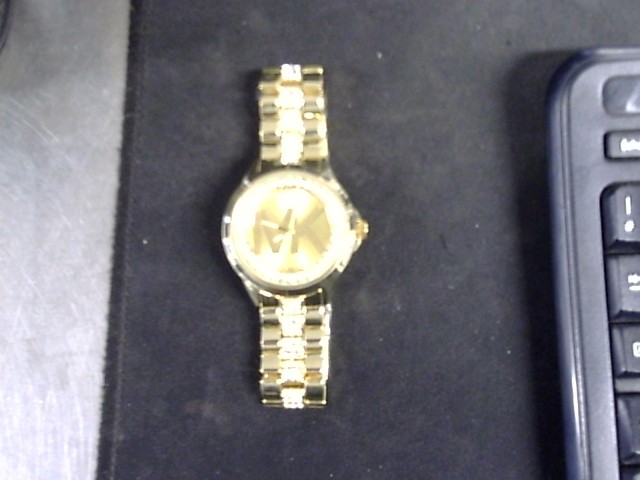 Michael kors golden watch