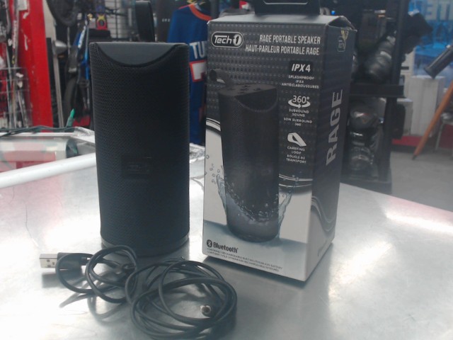 Speaker avec la boite rage 1