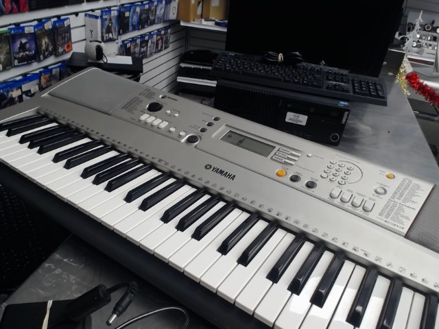 Clavier yamaha