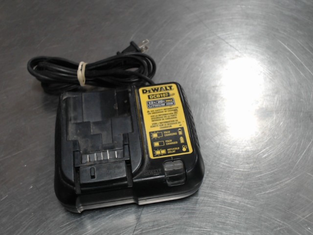 Chargeur a batterie 20v