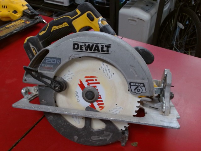 Scie circulaire tool only