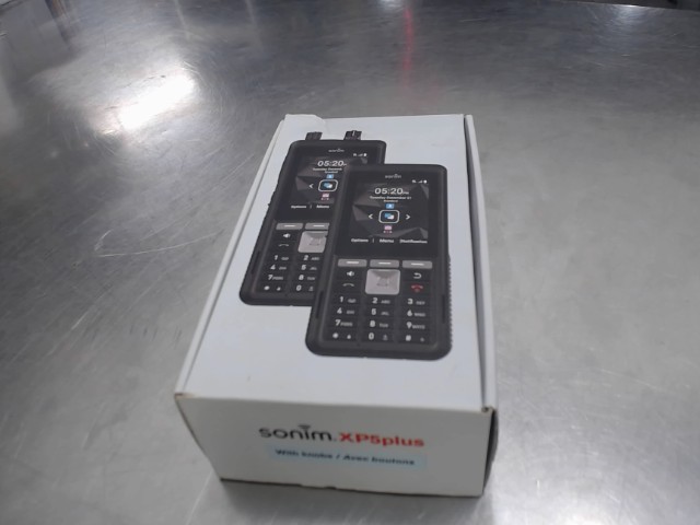 Rugged phone en boite