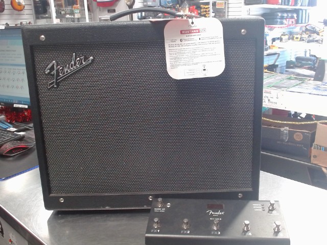 Fender mustang gtx100+pedalgtx-7