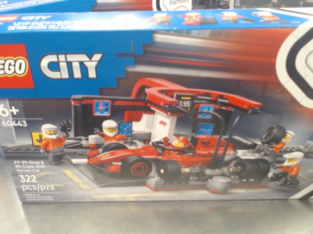 F1 pitstop&pit crew with ferrari car