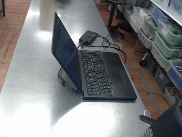 Dell 8go 2.3ghz (1234)