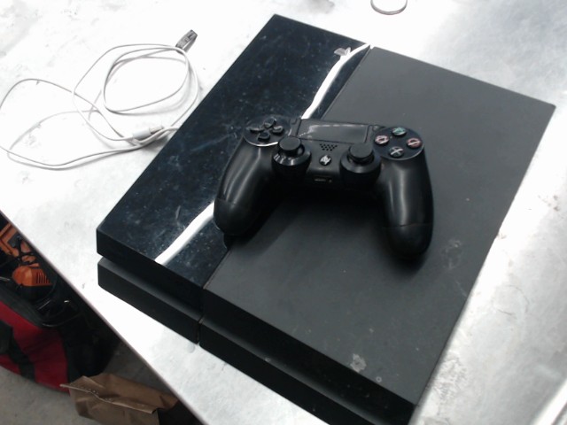 Console ps4 originale avec manette