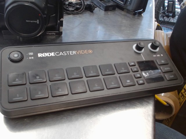 Caster video montage avec plusieur acc