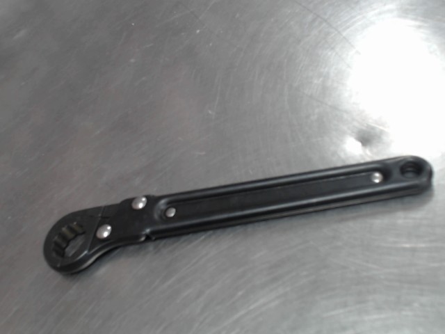 Pince ratchet a nut wrench 13/16