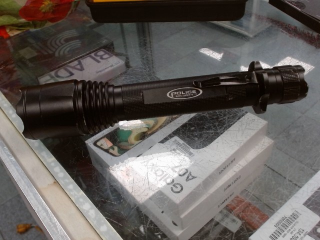 Lampe police securite