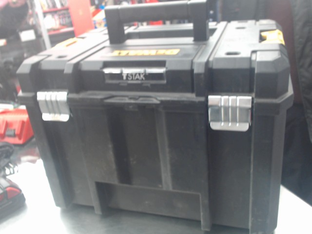 Pack dewalt pour transporter outils