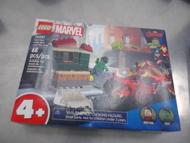 Lego iron man and hulk