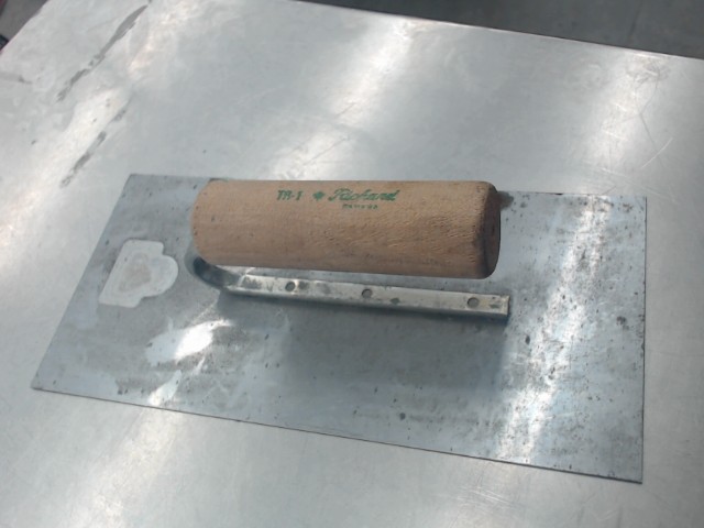 Outil de platre truelle