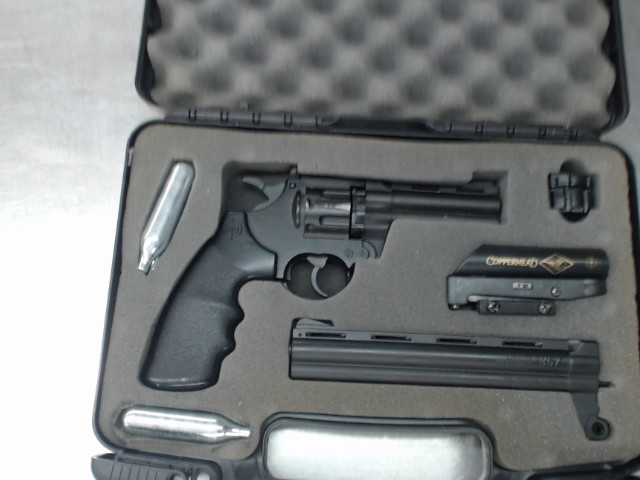 Gun a plomb 357 avec bombonne