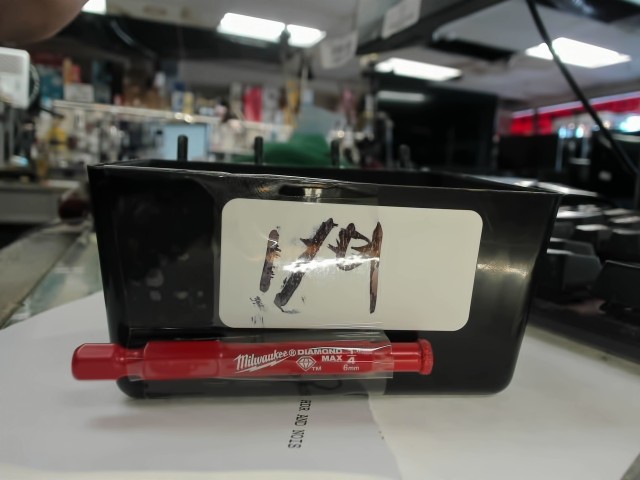 Diamond impact holesaw 1/4