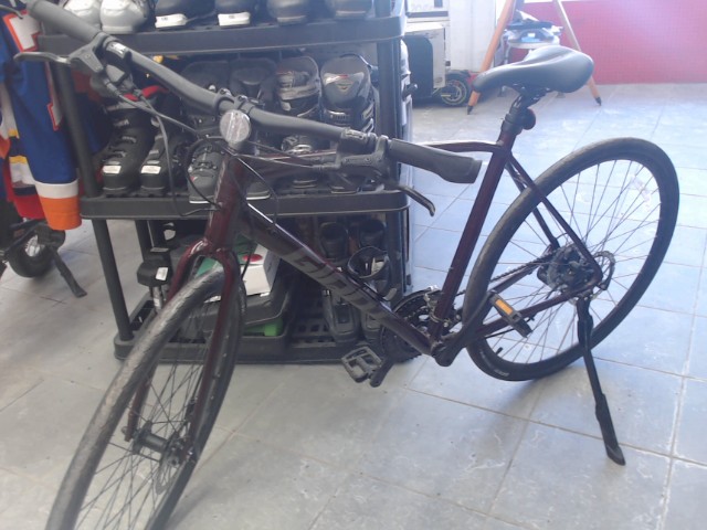 Velo giant escape 2 2022 rouge bourgogne