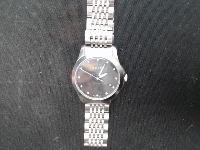 Montre gucci stainless steel fond noir