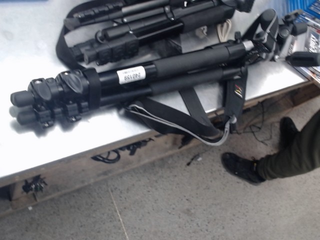 Premium manfrotto tripod