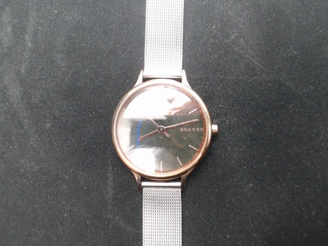 Montre rose gold tone et stainless steel