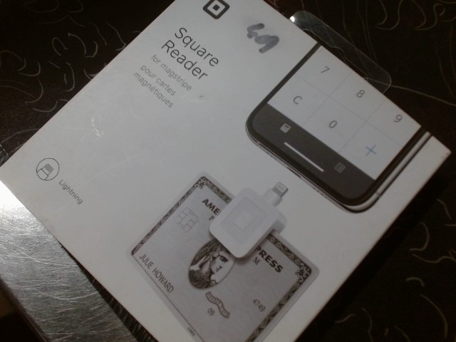 Square reader pour cartes magnetiques