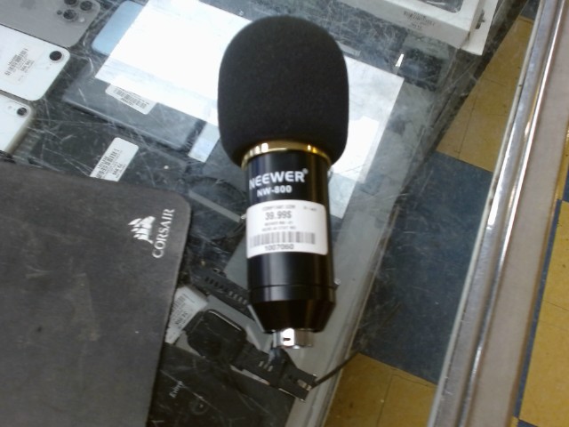 Micro neewer nw-800 avec etui noir