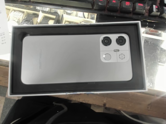 Cell chinois achete bureau