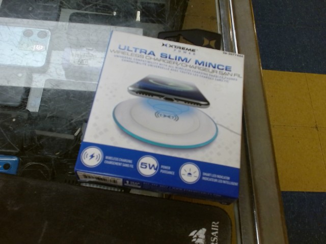 Ultra slim wireless charger