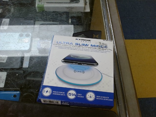 Ultra slim wireless charger