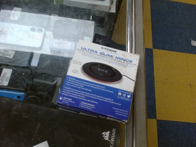 Ultra slim wireless charger