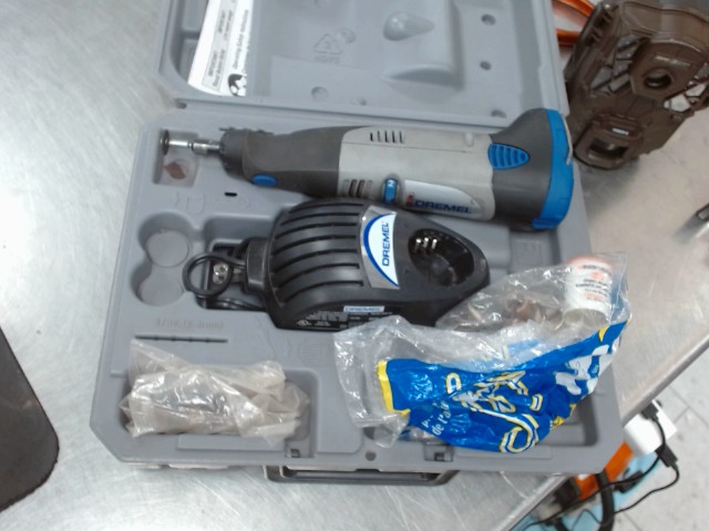 Dremel a batterie + case et chargeur