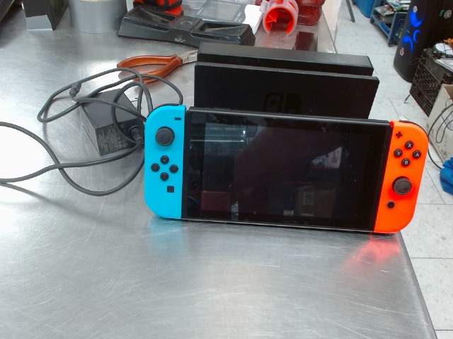 Nintendo switch avec dock