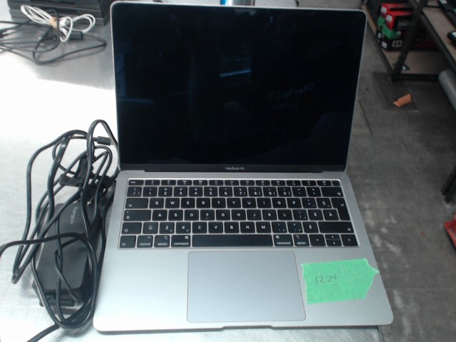 Macbook air 2019 avec chargeur