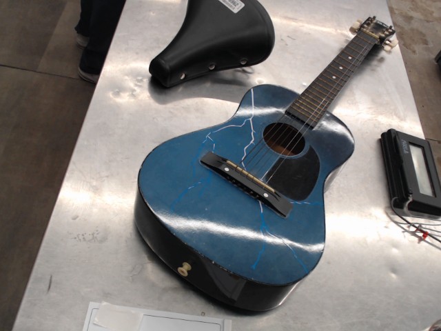 Guitare classique enfant bleu