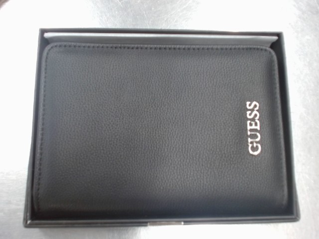 Guess wallet en boite