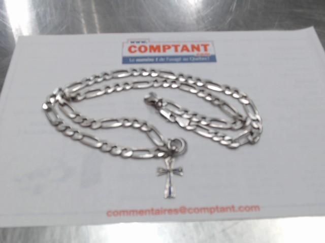 Chaine en argent avec breloque croixpier