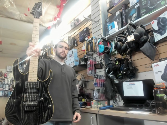 Guit neck bolt on av floating bridge