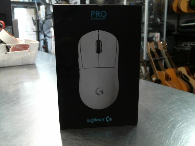 Souris gaming superlight noir neuf