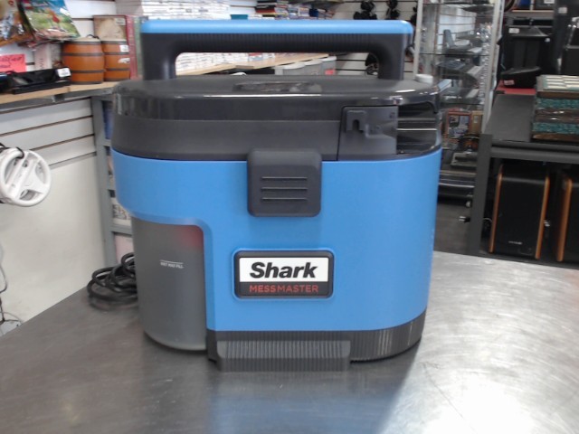 Aspirateur sec+acc neuf