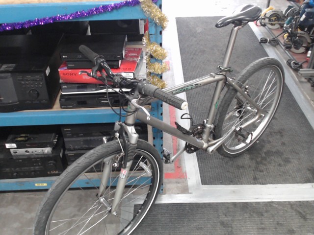 Velo montagne suspension avant