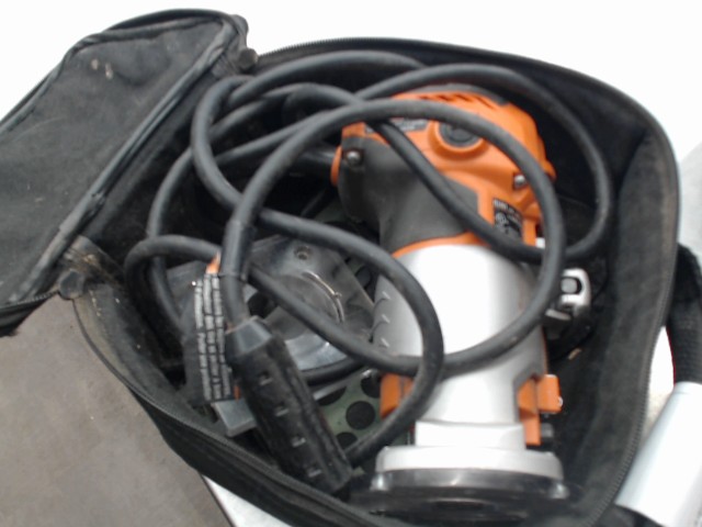 Compact fixed base in case