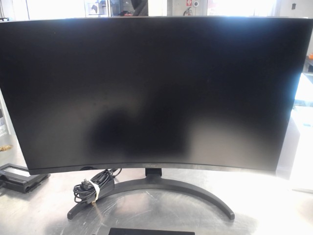 Ecran gaming 180mhz avec fil