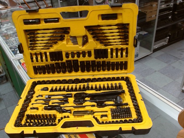 Kit de douille et ratchet